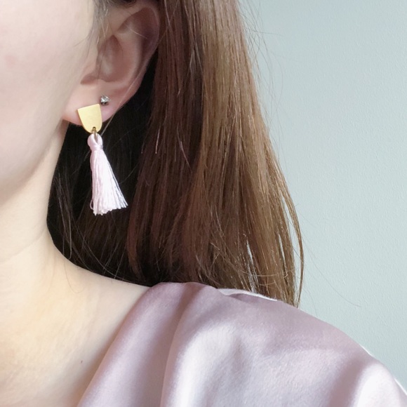 Stylish Pink Tassels Drop Earrings Silver Posts - Picture 3 of 4